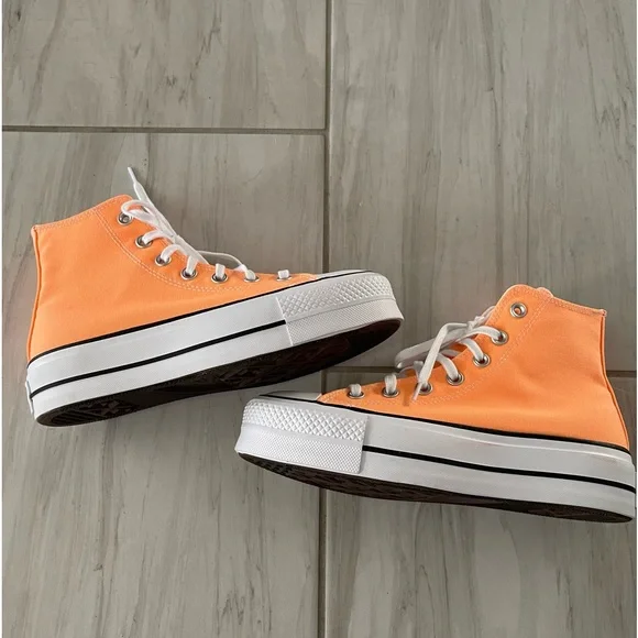 💫SOLD💫🧡Platform Hightops Converse🧡 - Picture 4 of 8